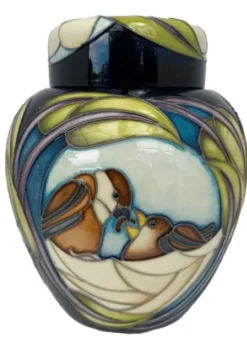 Discount Moorcroft Mothers Day 2017 A Mothers Love Ginger Jar 769/6 Moorcroft